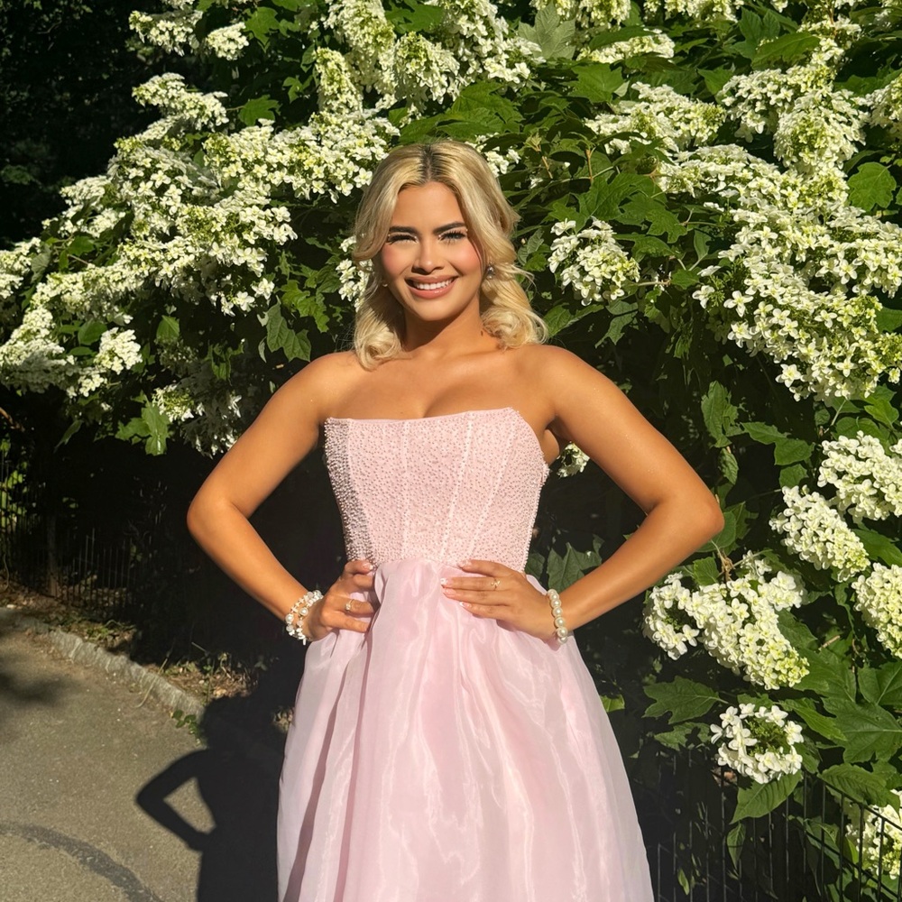 Chic Strapless Pink Dress